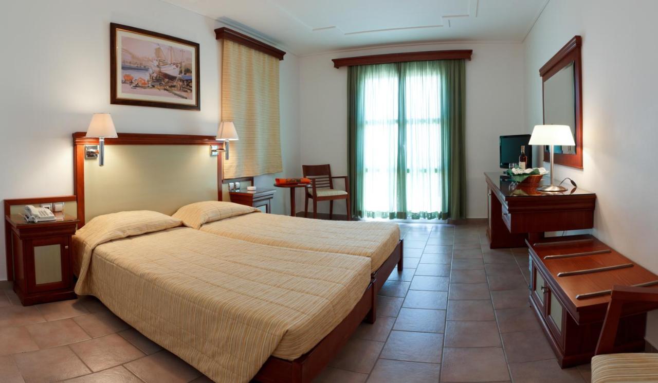 קוקארי Arion Hotel מראה חיצוני תמונה