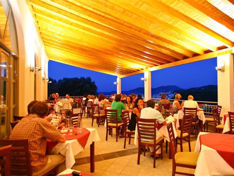 קוקארי Arion Hotel מראה חיצוני תמונה